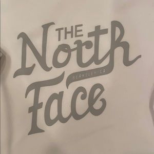 Women’s North Face Sweatshirt